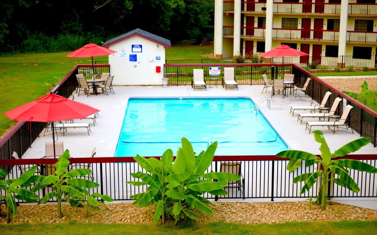 Red Roof Inn & Suites Commerce - Athens Ngoại thất bức ảnh
