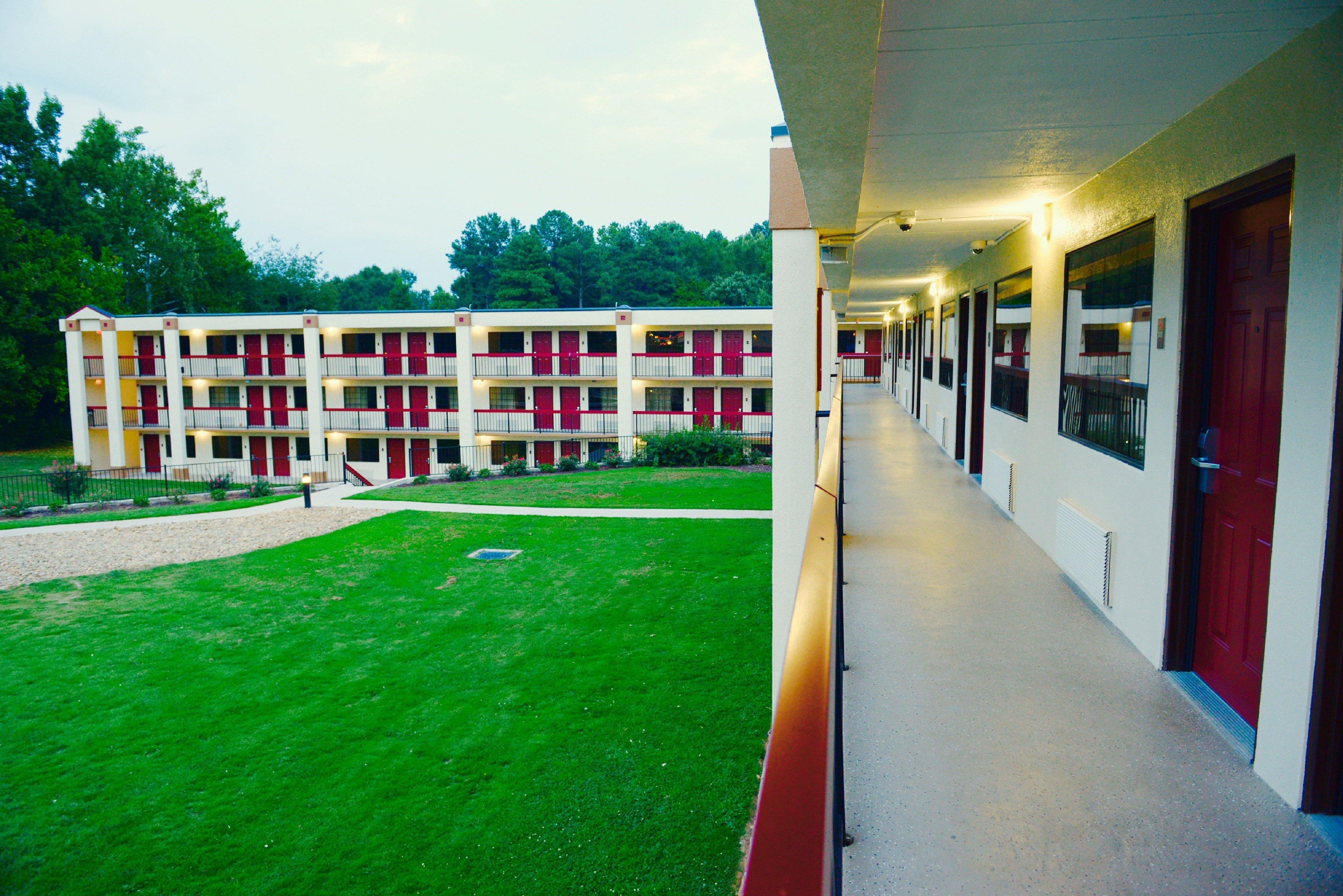 Red Roof Inn & Suites Commerce - Athens Ngoại thất bức ảnh